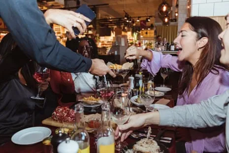 Early Evening Dining Trend: The Reasons Young Americans Are Eating Earlier